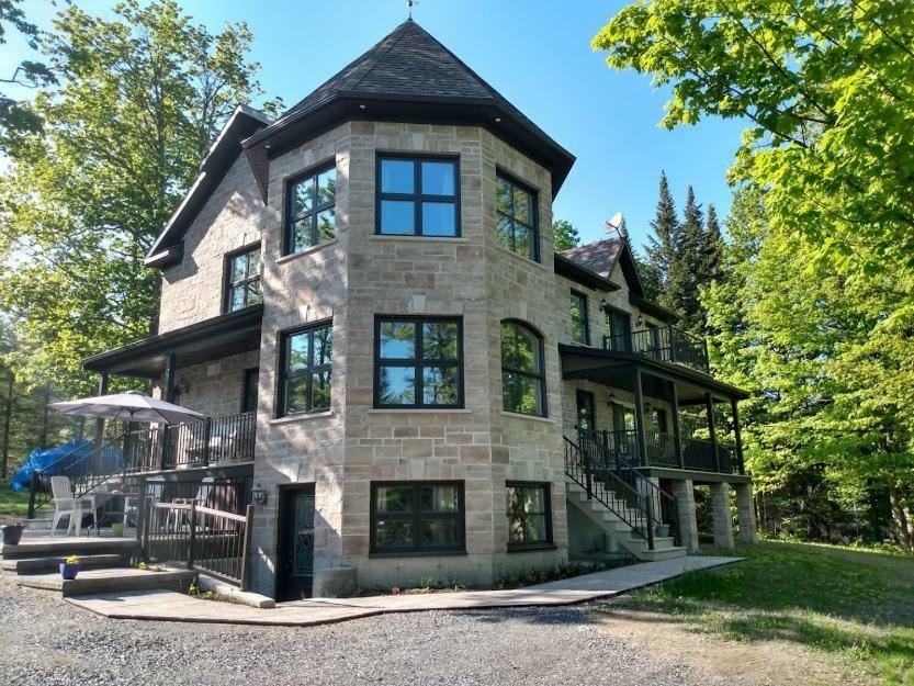 Appartamento Manoir la Licorne Notre-Dame-du-Lac Esterno foto